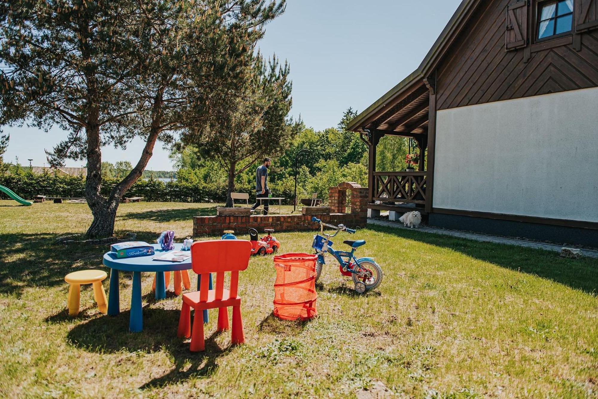 Villa Rajski Domek Nad Jeziorem Radacz à Borne Sulinowo Extérieur photo